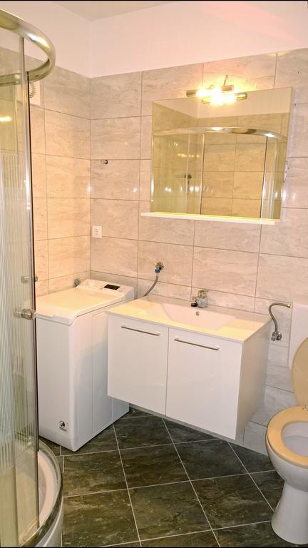 Gornje Selo Apartments Solta מראה חיצוני תמונה