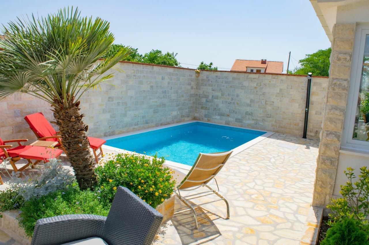 Gornje Selo Apartments Solta מראה חיצוני תמונה