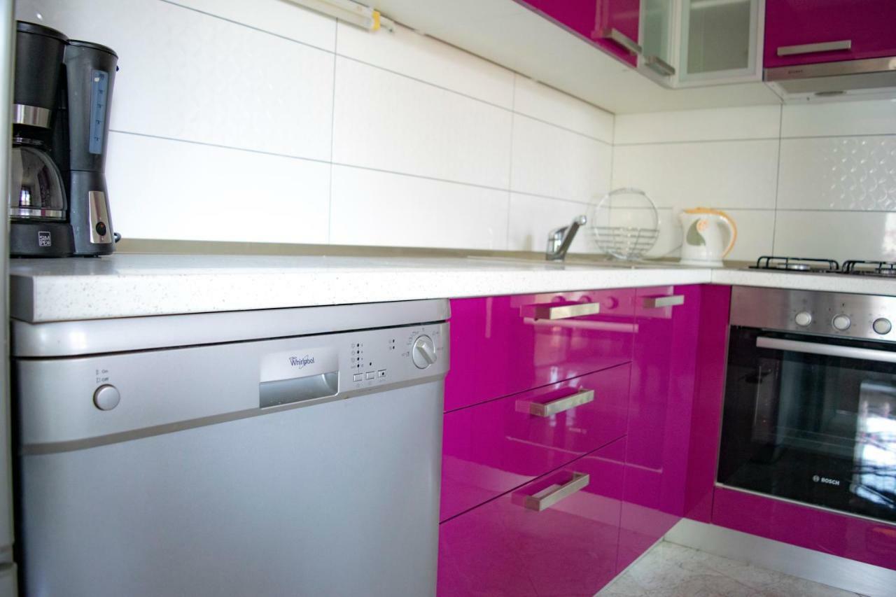Gornje Selo Apartments Solta מראה חיצוני תמונה