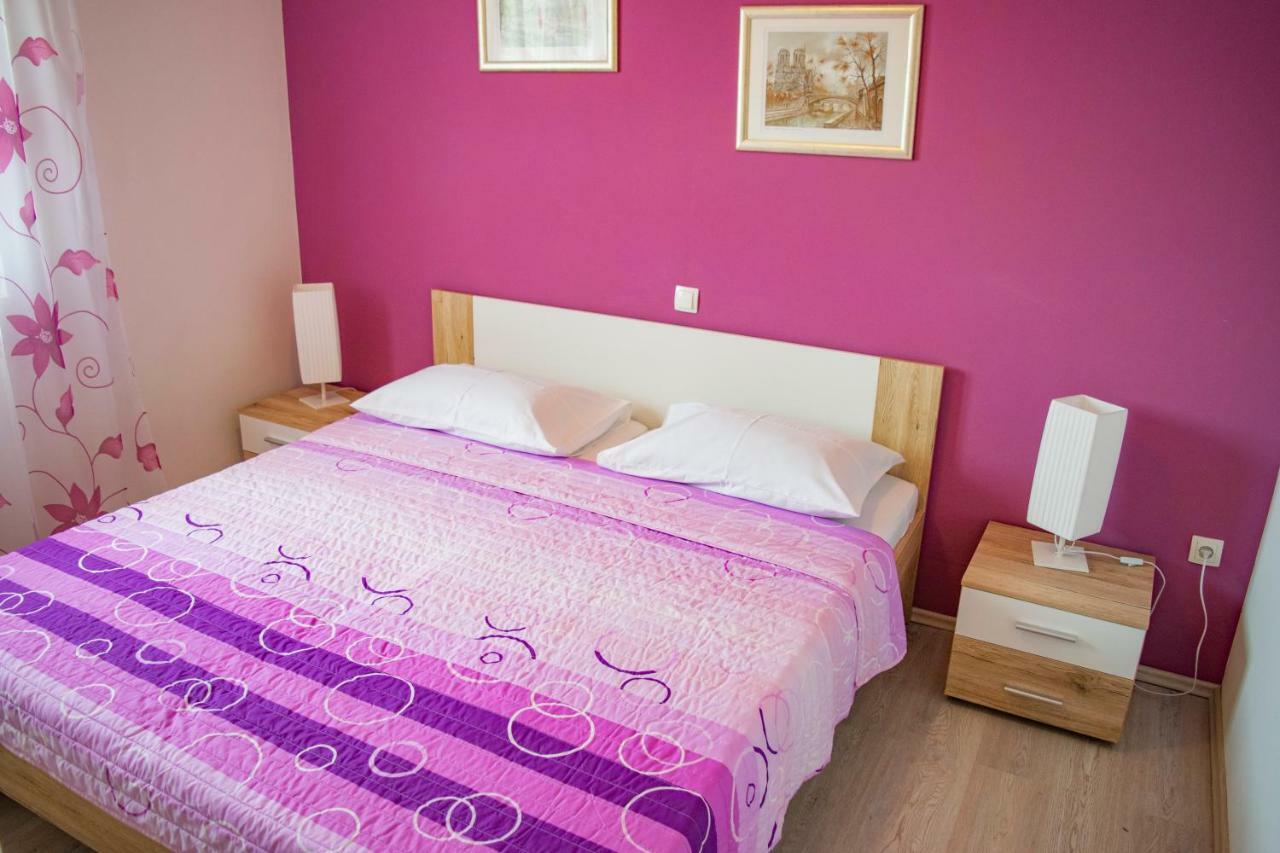 Gornje Selo Apartments Solta מראה חיצוני תמונה